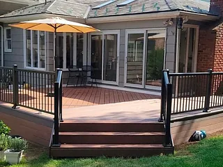 Outdoor deck